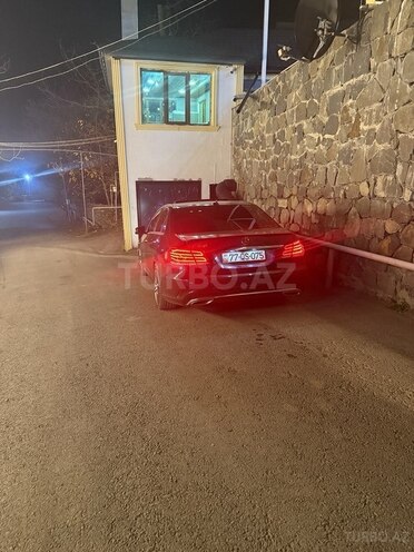 Mercedes E 350 4MATIC 2013, 270,000 km - 3.5 l - Bakı