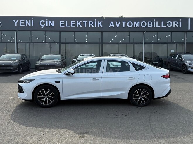 BYD Qin L-6