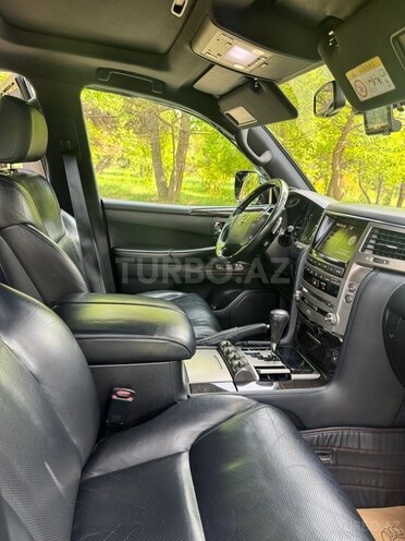 Lexus LX 570 2014, 198,000 km - 5.7 л - Gəncə