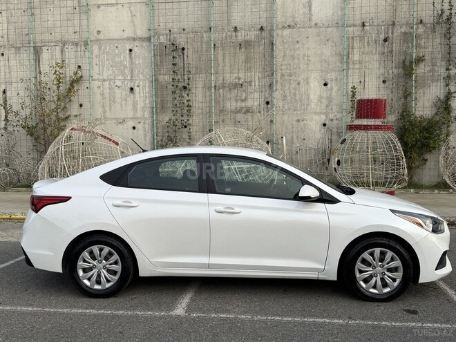 Hyundai Accent 2020, 131,966 km - 1.6 l - Bakı