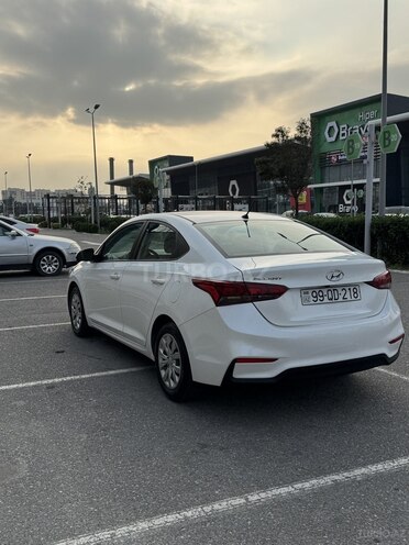 Hyundai Accent 2020, 131,966 km - 1.6 l - Bakı
