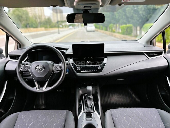 Toyota Corolla 2023, 30,500 km - 1.8 l - Bakı