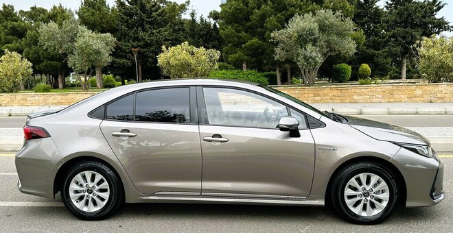Toyota Corolla 2023, 30,500 km - 1.8 l - Bakı
