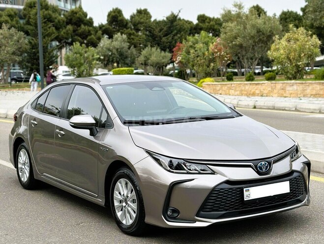 Toyota Corolla 2023, 30,500 km - 1.8 l - Bakı