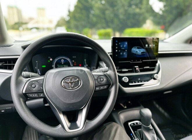 Toyota Corolla 2023, 30,500 km - 1.8 l - Bakı