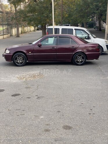Mercedes C 220 1997, 248,480 km - 2.2 л - Bakı