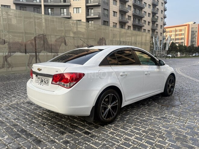 Chevrolet Cruze 2015, 195,355 km - 1.4 l - Babək