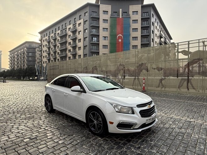Chevrolet Cruze 2015, 195,355 km - 1.4 l - Babək