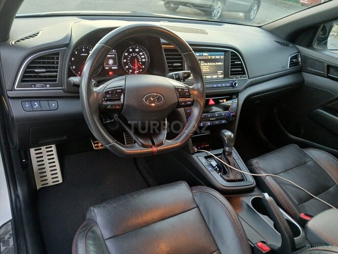 Hyundai Elantra 2017, 136,794 km - 1.6 l - Bakı