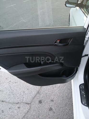 Hyundai Elantra 2017, 136,794 km - 1.6 l - Bakı