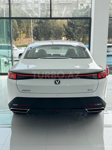 Changan Eado-6