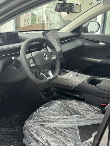 Changan Eado-7