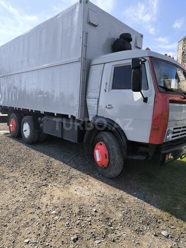 KamAz 53212 1985, 325,000 km - 11.0 l - Qəbələ