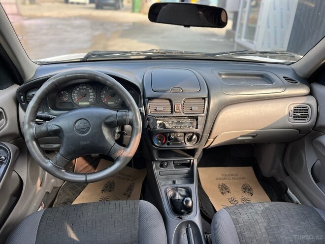 Nissan Sunny 2001, 235,421 km - 1.6 l - Bakı