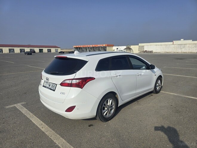 Hyundai i30 2016, 286,000 km - 1.6 л - Bakı