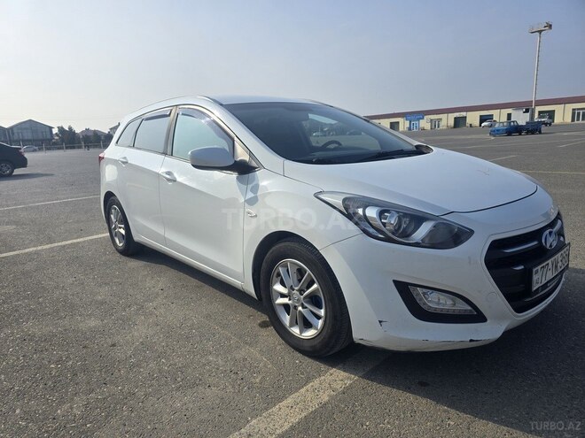 Hyundai i30 2016, 286,000 km - 1.6 л - Bakı