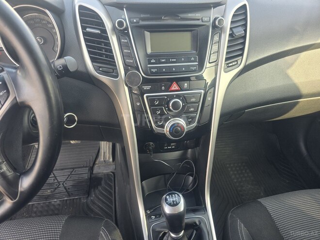 Hyundai i30 2016, 286,000 km - 1.6 л - Bakı