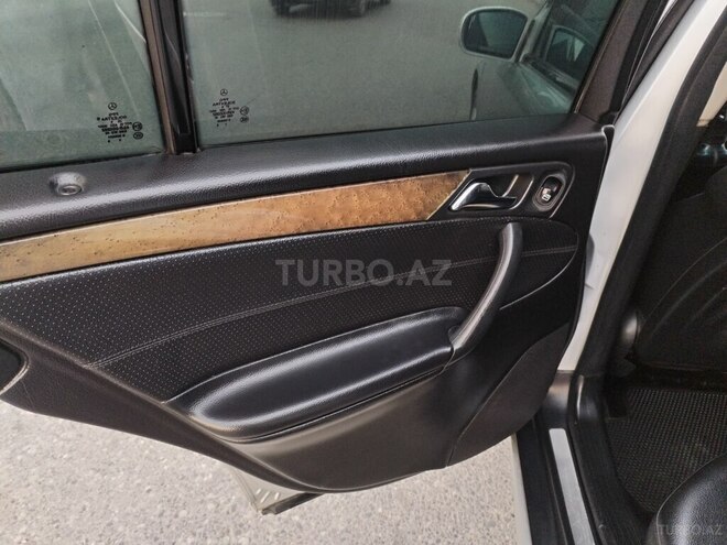 Mercedes C 230 2007, 325,000 km - 2.5 л - Xırdalan