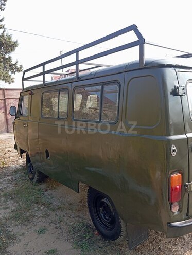 UAZ 3303-7
