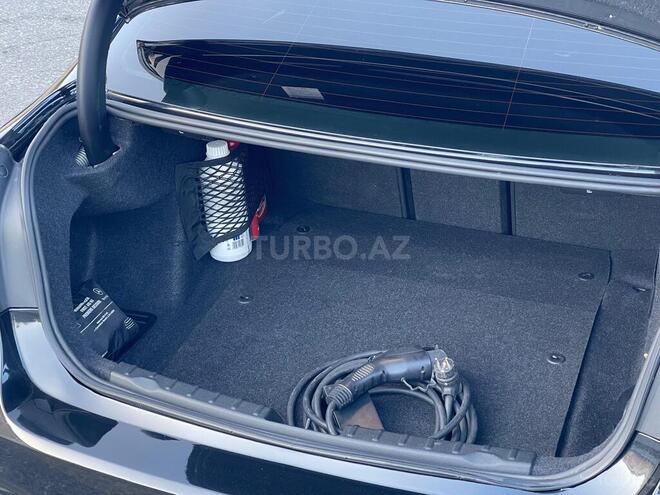 BMW 330e 2017, 75,000 km - 2.0 л - Bakı