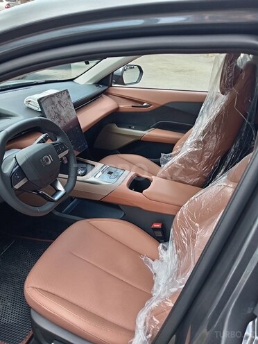 Changan Qiyuan A05 2025, 2,520 km - 1.5 л - Bakı
