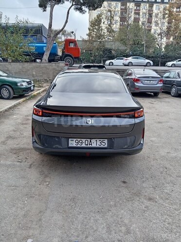 Changan Qiyuan A05 2025, 2,520 km - 1.5 л - Bakı