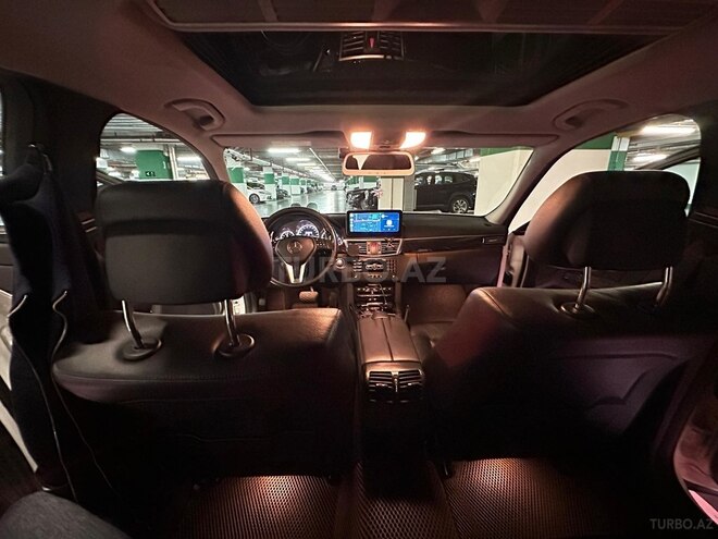Mercedes E 250 2013, 290,000 km - 2.1 л - Bakı