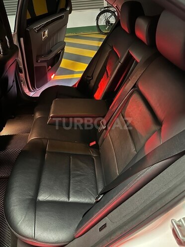 Mercedes E 250 2013, 290,000 km - 2.1 л - Bakı