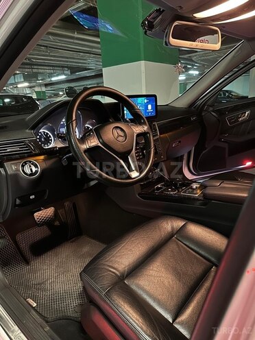 Mercedes E 250 2013, 290,000 km - 2.1 л - Bakı