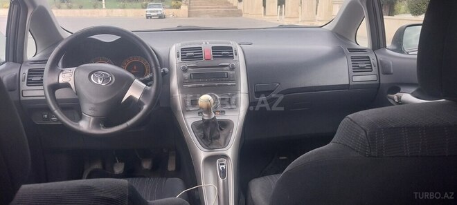 Toyota Auris 2008, 264,017 km - 1.4 l - Bərdə