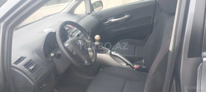 Toyota Auris 2008, 264,017 km - 1.4 l - Bərdə