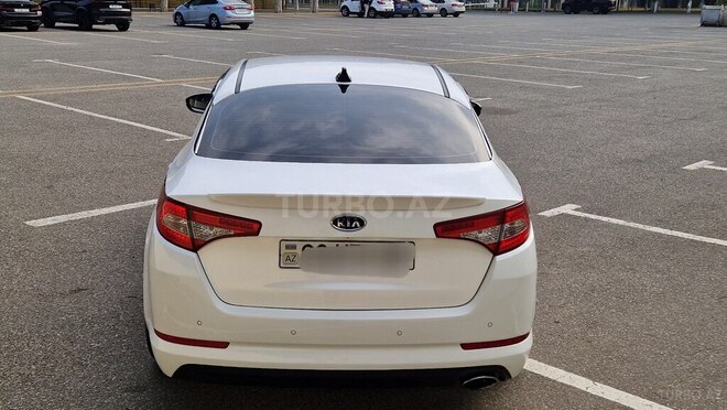 Kia Optima-12