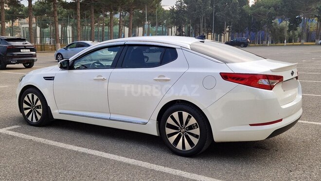 Kia Optima-17