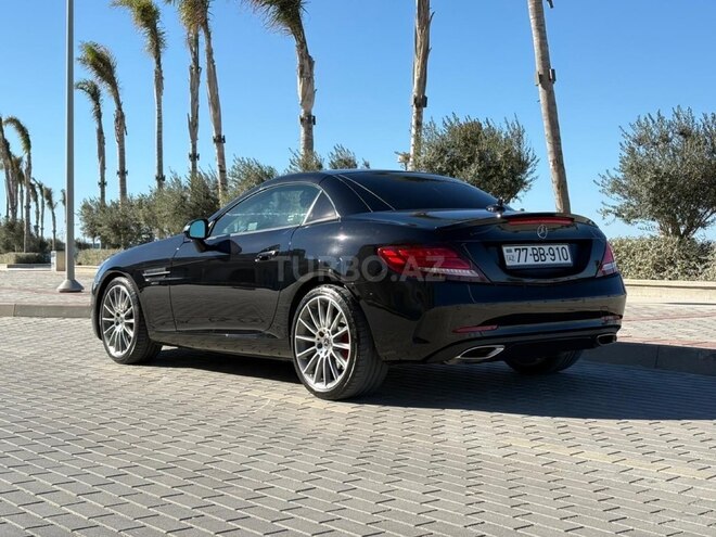 Mercedes SLC 300-11