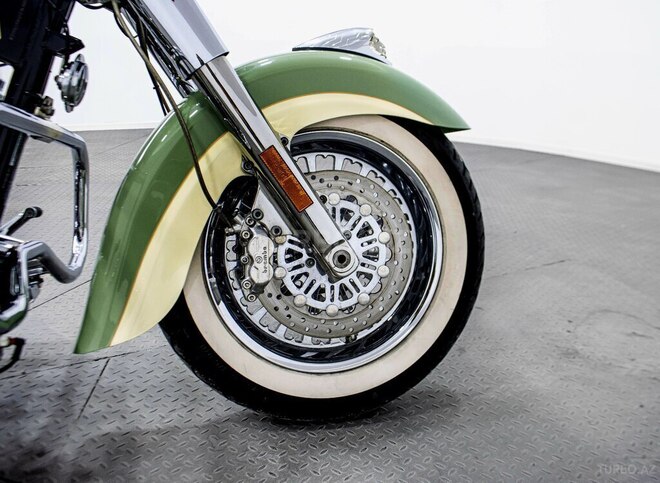 Indian Motorcycle Chief-10