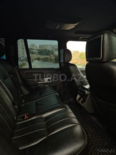 Land Rover Range Rover 2004, 271,000 km - 4.4 l - Saatlı