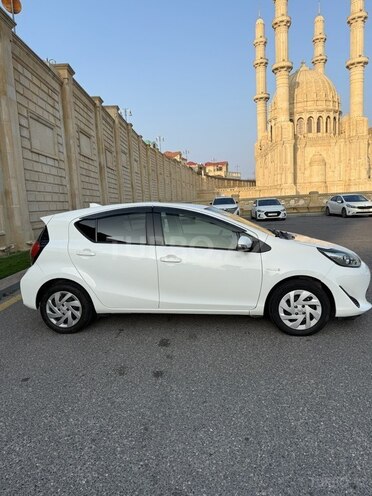 Toyota Aqua 2019, 198,931 km - 1.5 л - Bakı