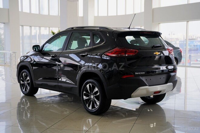 Chevrolet Tracker-2