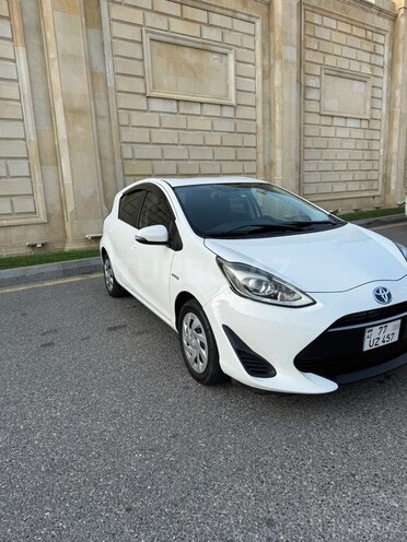Toyota Aqua 2019, 198,931 km - 1.5 л - Bakı