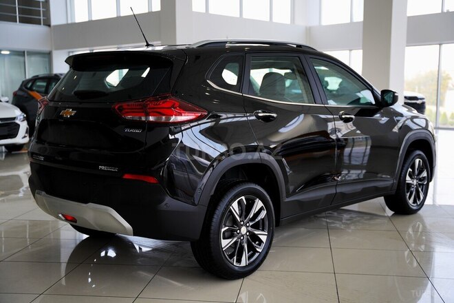 Chevrolet Tracker-3