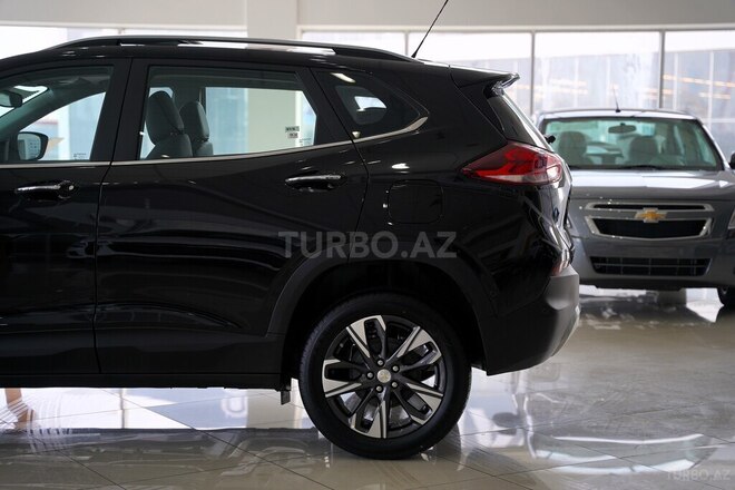Chevrolet Tracker-12