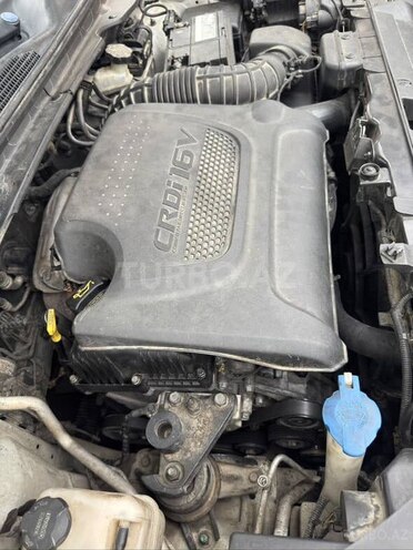 Kia Sportage 2010, 228,000 km - 2.0 л - Bakı