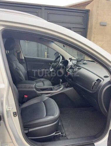 Kia Sportage 2010, 228,000 km - 2.0 л - Bakı