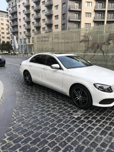 Mercedes E 220 d 2017, 187,000 km - 2.0 l - Bakı