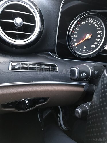 Mercedes E 220 d 2017, 187,000 km - 2.0 l - Bakı