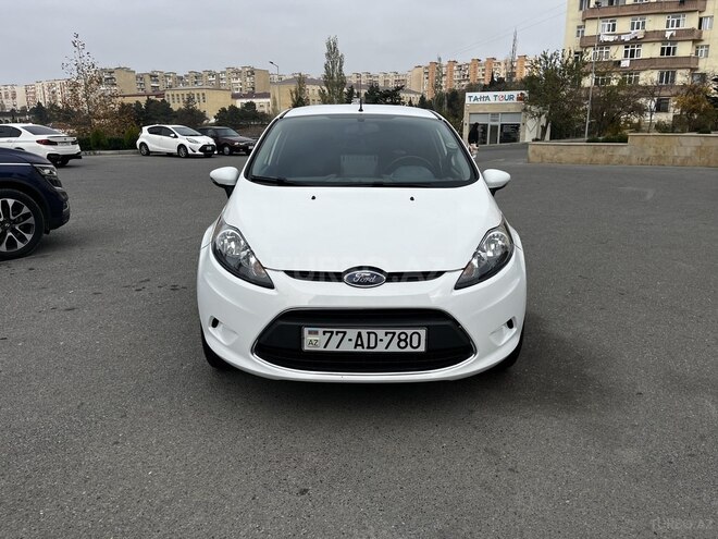 Ford Fiesta 2009, 236,000 km - 1.6 l - Bakı
