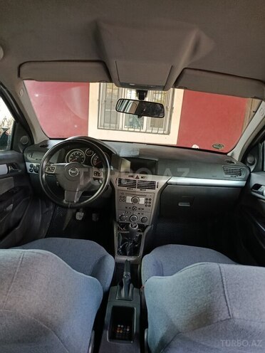 Opel Astra 2006, 286,000 km - 1.4 l - Bakı