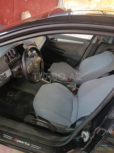 Opel Astra 2006, 286,000 km - 1.4 l - Bakı