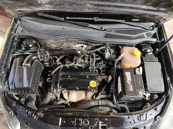 Opel Astra 2006, 286,000 km - 1.4 l - Bakı