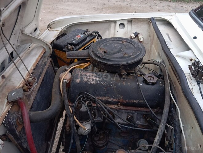 LADA (VAZ) 2106 1985, 220,000 km - 1.6 l - Salyan